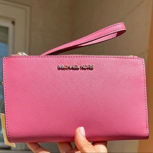 Michael Kors Jet Set Travel Large Double Zip Leather Wristlet Pink Rosewood
